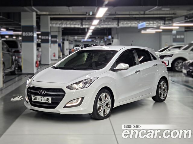 Hyundai i30 2012 — photo 1