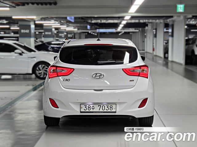 Hyundai i30 2012 — photo 4