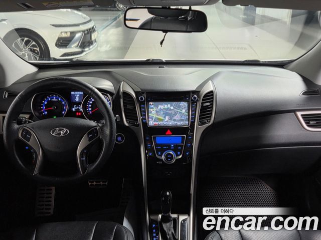 Hyundai i30 2012 — photo 7
