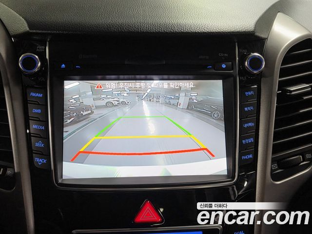 Hyundai i30 2012 — photo 17