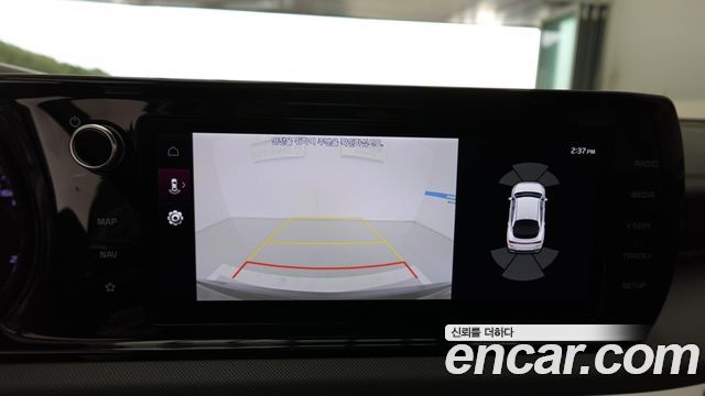 Kia K5 2023 — photo 9