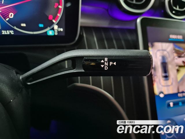 Mercedes-Benz C-Class 2024 — photo 9