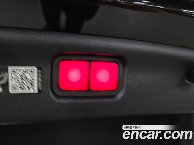 Mercedes-Benz C-Class 2024 — photo 18