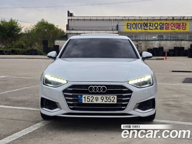 Audi A4 2021 — photo 3
