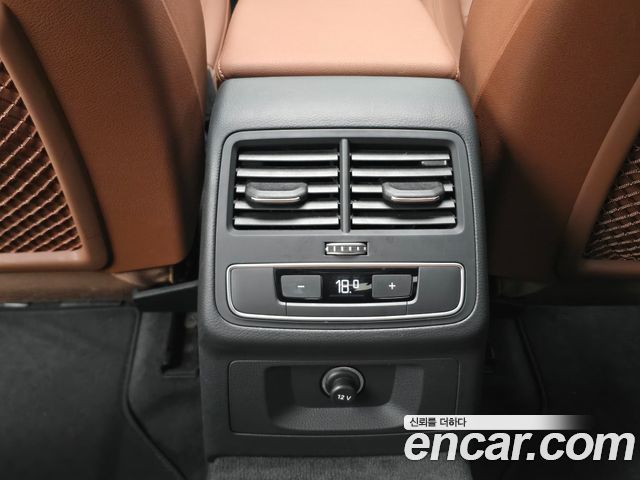 Audi A4 2021 — photo 18