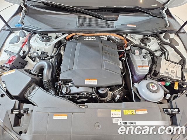 Audi A7 2025 — photo 6