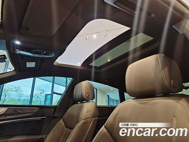 Audi A7 2025 — photo 8