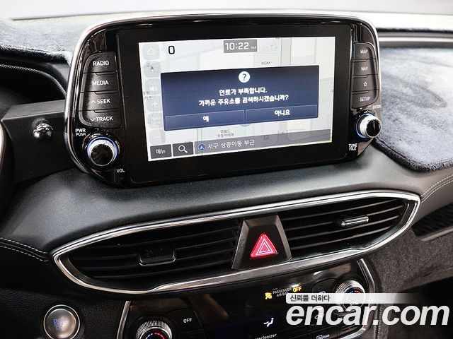 Hyundai Santafe 2019 — photo 14