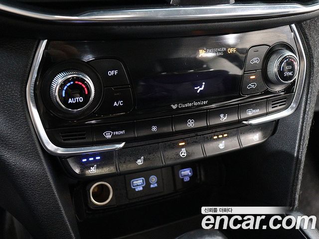 Hyundai Santafe 2019 — photo 15