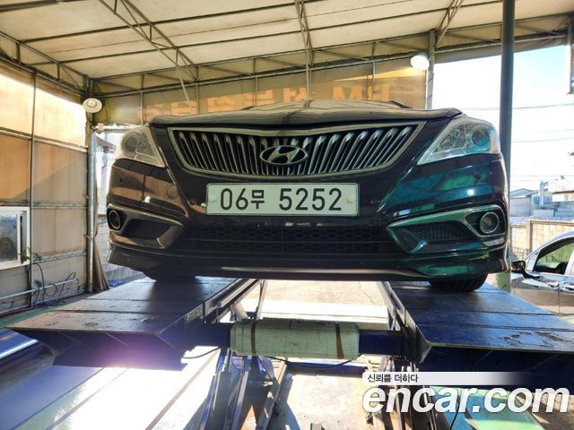 Hyundai Grandeur 2016 — photo 1