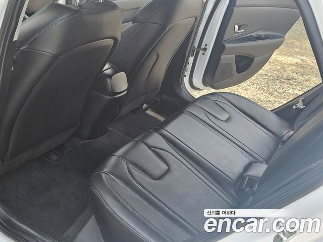 Hyundai AVANTE 2021 — photo 6