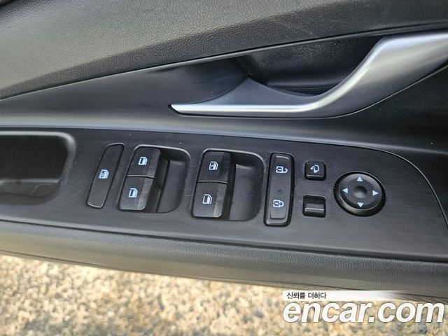 Hyundai AVANTE 2021 — photo 9