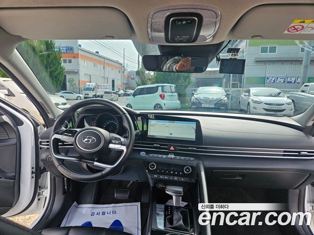 Hyundai AVANTE 2021 — photo 14