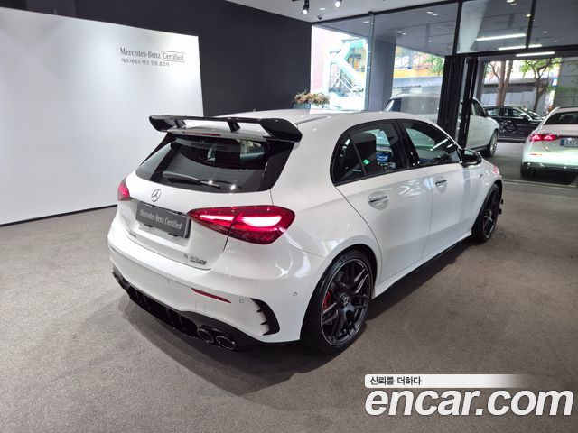 Mercedes-Benz A-Class 2026 — photo 2