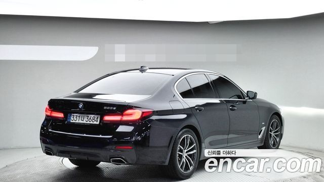 BMW 5-Series 2021 — photo 4