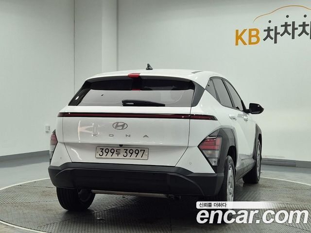 Hyundai Kona 2023 — photo 3
