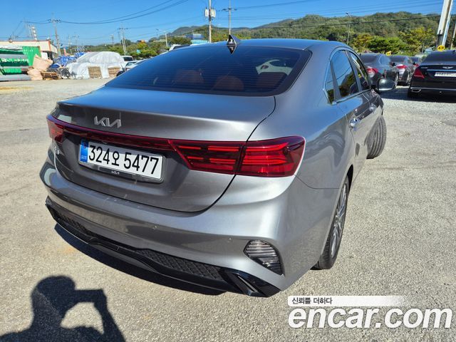 Kia K3 2022 — photo 4