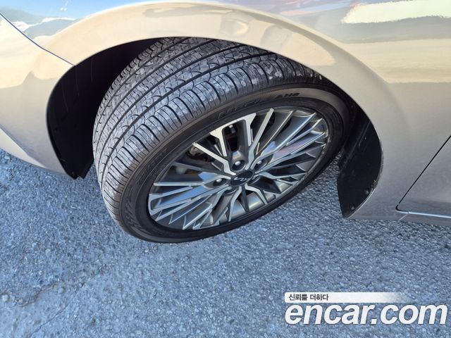 Kia K3 2022 — photo 8