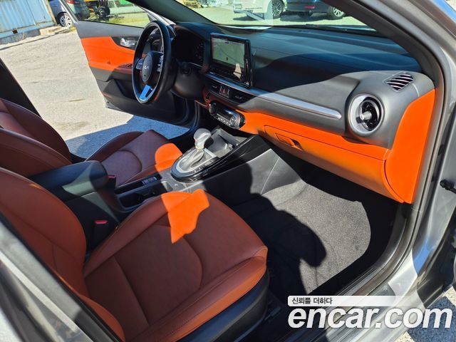 Kia K3 2022 — photo 19