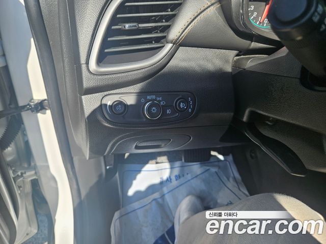 Chevrolet Korea Trax 2019 — photo 10