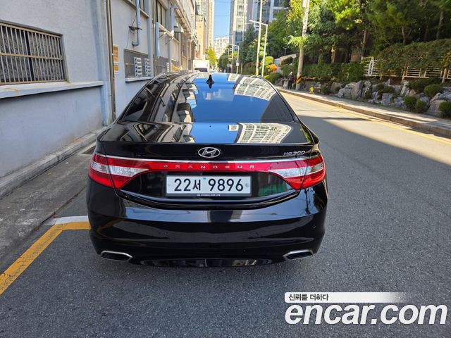 Hyundai Grandeur 2015 — photo 4