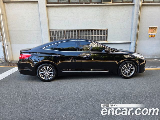 Hyundai Grandeur 2015 — photo 11