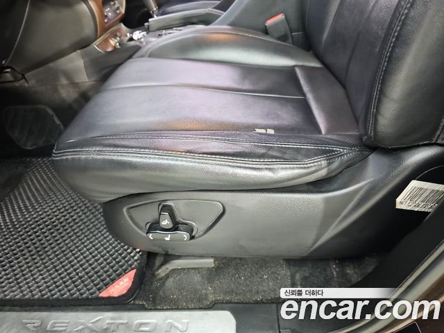 KG Mobility Rexton 2013 — photo 13