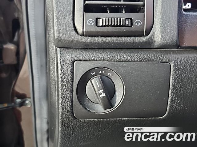KG Mobility Rexton 2013 — photo 19