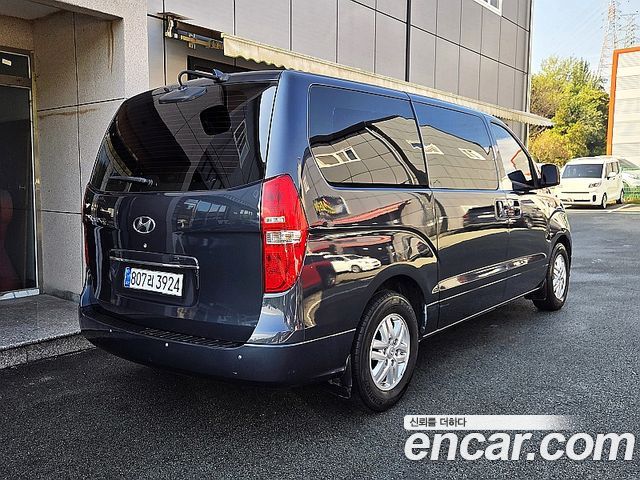 Hyundai Starex 2019 — photo 3
