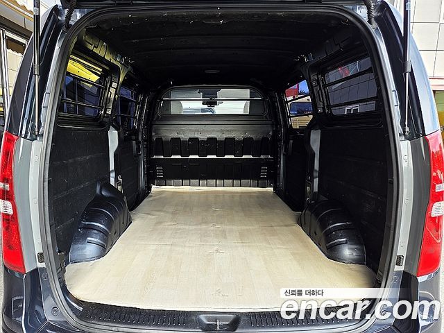 Hyundai Starex 2019 — photo 5
