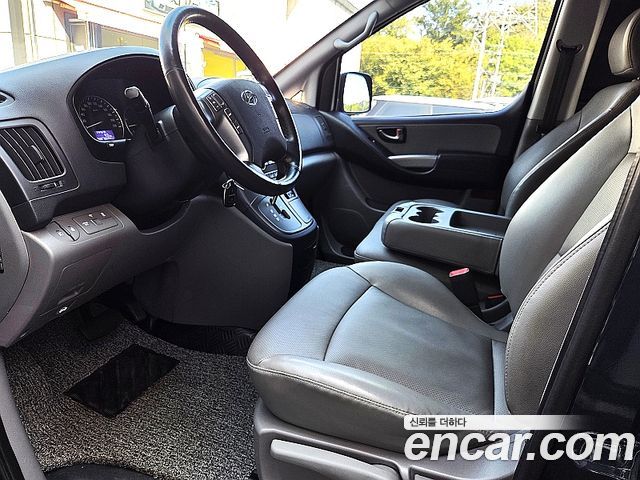 Hyundai Starex 2019 — photo 6