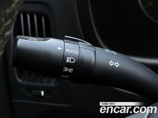 Hyundai Starex 2019 — photo 14