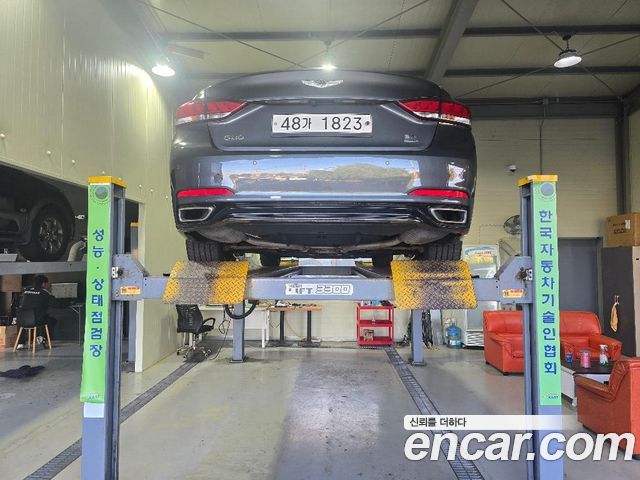 Genesis G80 2018 — photo 3