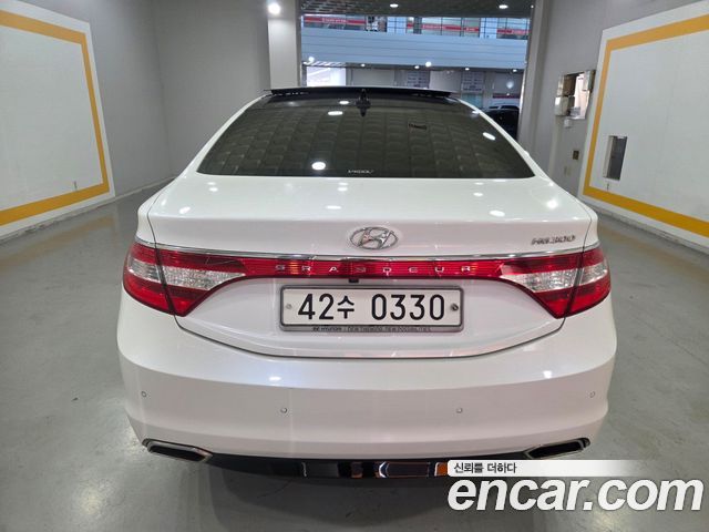 Hyundai Grandeur 2016 — photo 4
