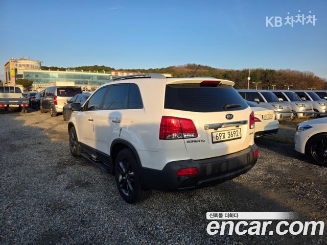 Kia Sorento 2011 — photo 4