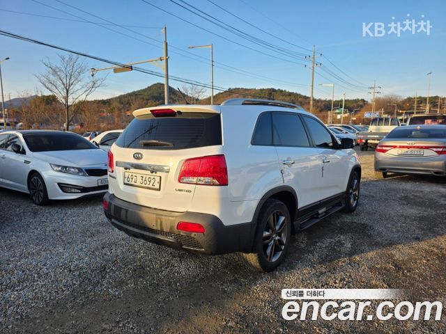 Kia Sorento 2011 — photo 6