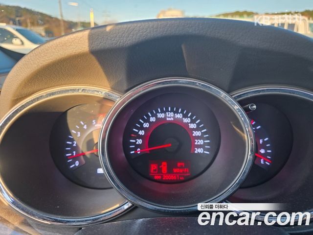 Kia Sorento 2011 — photo 12