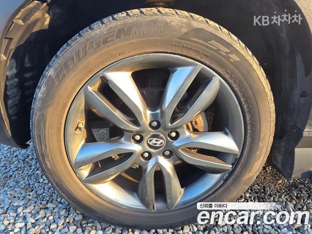 Kia Sorento 2011 — photo 17