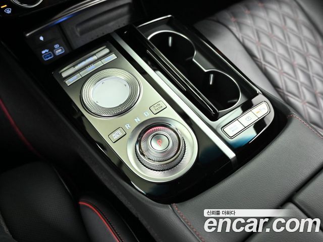 Genesis G80 2022 — photo 9