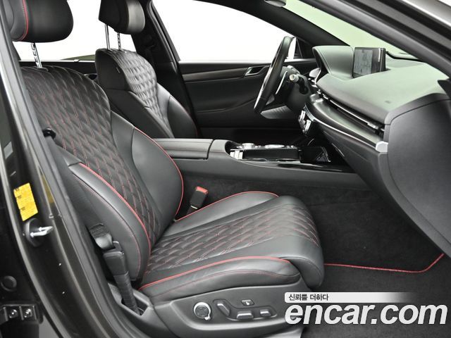 Genesis G80 2022 — photo 10