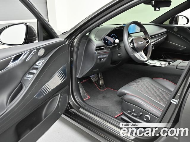 Genesis G80 2022 — photo 11