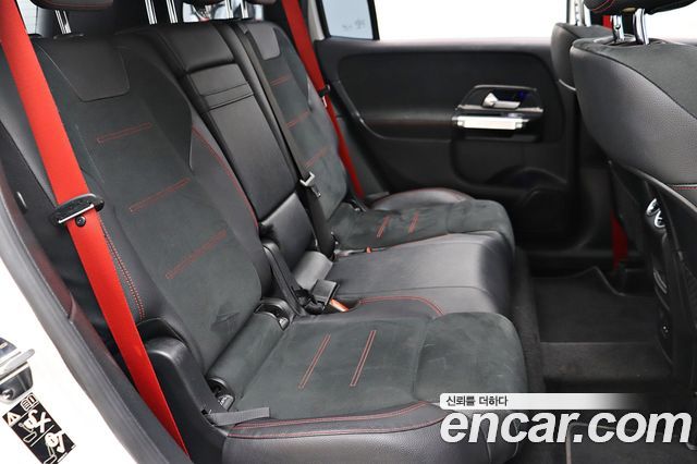 Mercedes-Benz GLB-Class 2021 — photo 9