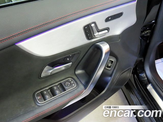 Mercedes-Benz CLA-Class 2020 — photo 13