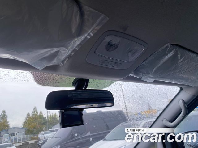 Hyundai Starex 2018 — photo 13