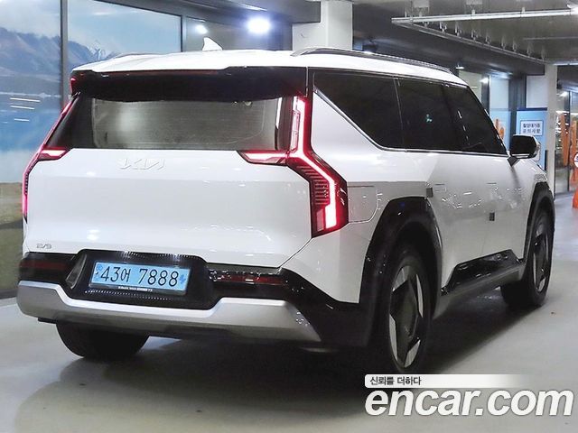 Kia EV9 2024 — photo 4