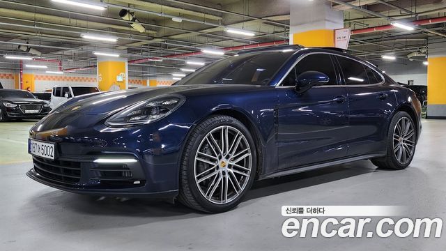 Porsche Panamera 2018 — photo 2