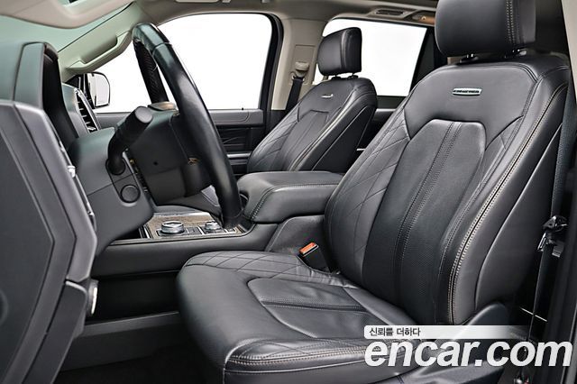 Ford Expedition 2021 — photo 10