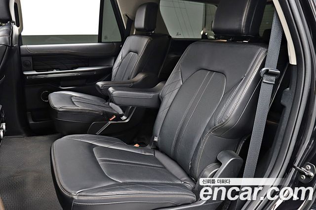 Ford Expedition 2021 — photo 13