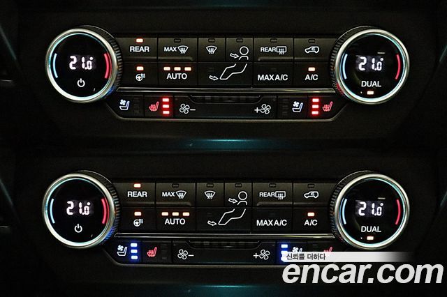 Ford Expedition 2021 — photo 18