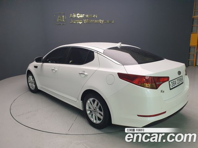 Kia K5 2013 — photo 12